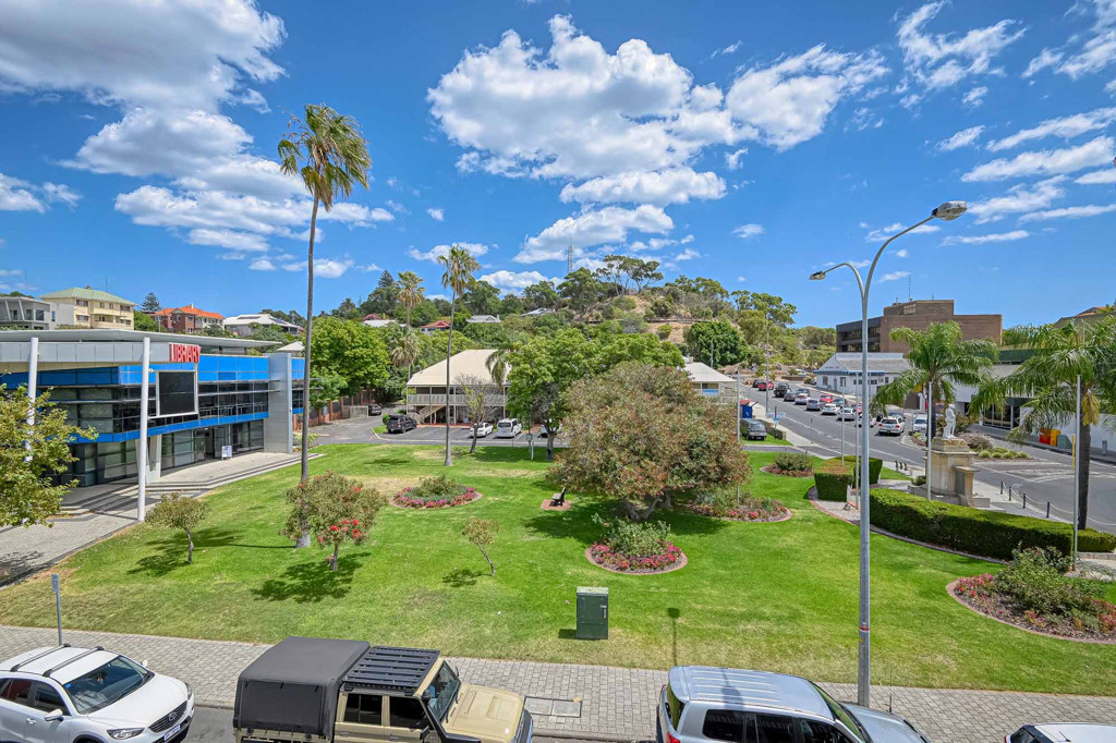 Upper Flr/7 Stirling Street, Bunbury WA 6230