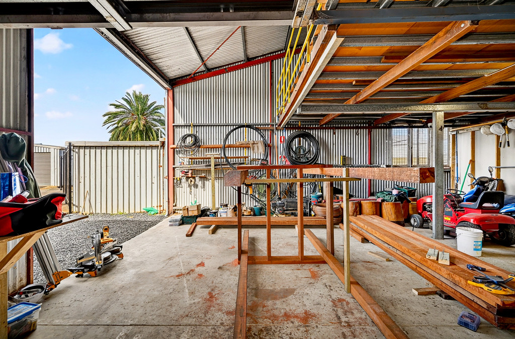 11 McCombe Road, Davenport WA 6230