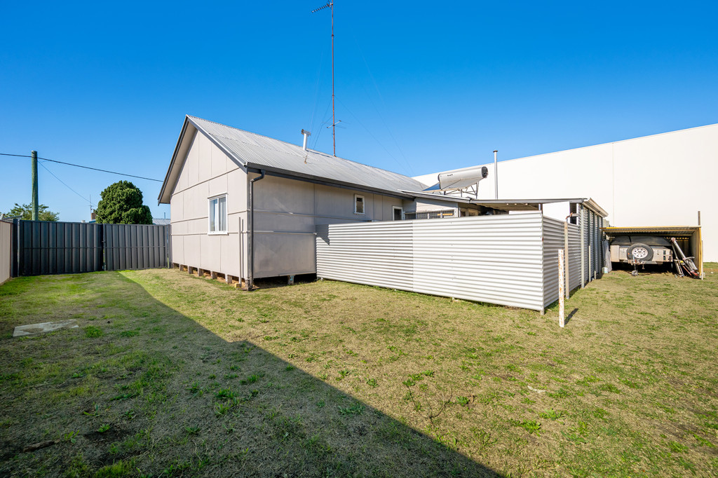 2 Brown Street, Bunbury WA 6230