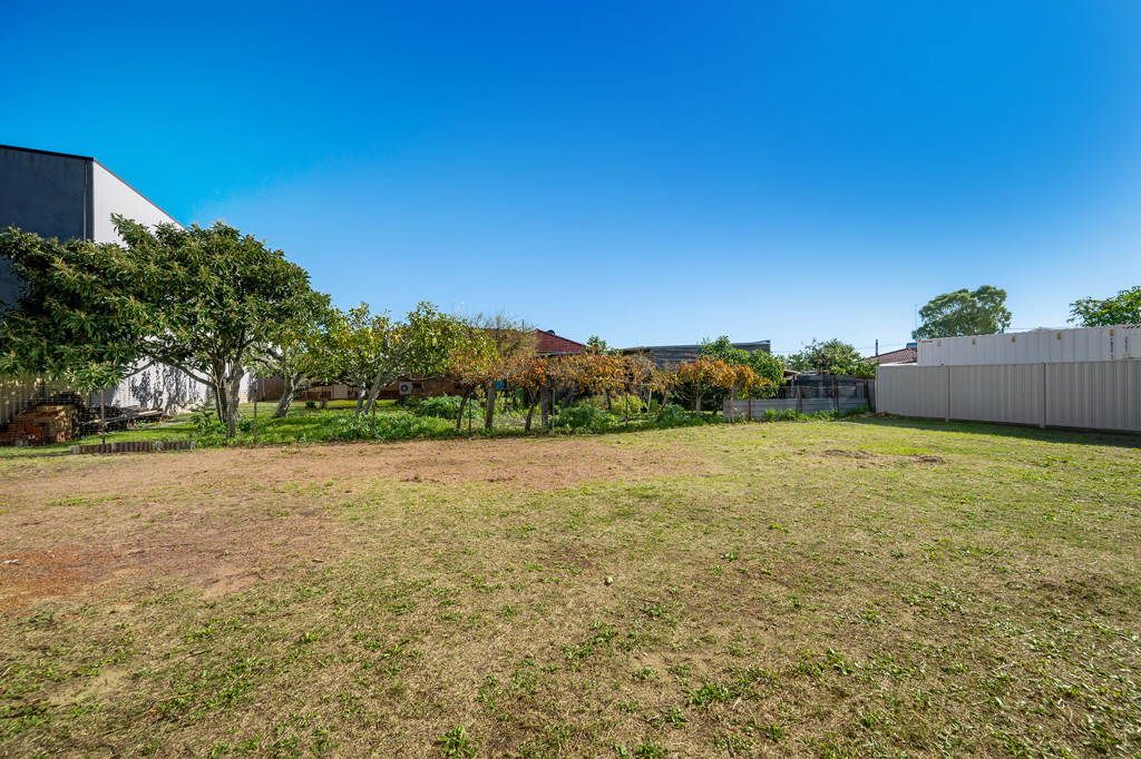 2 Brown Street, Bunbury WA 6230