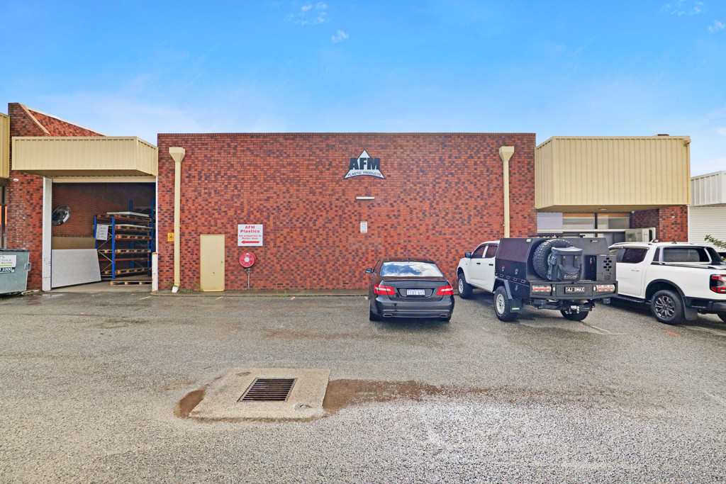 2/14 Foley Street, Balcatta WA 6021