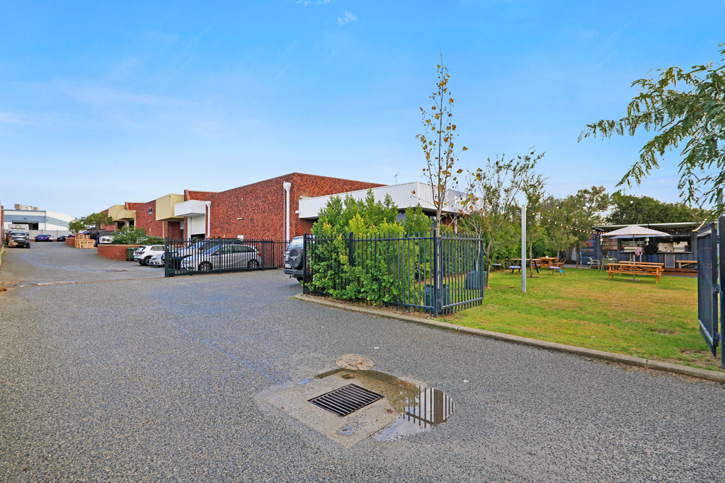 2/14 Foley Street, Balcatta WA 6021