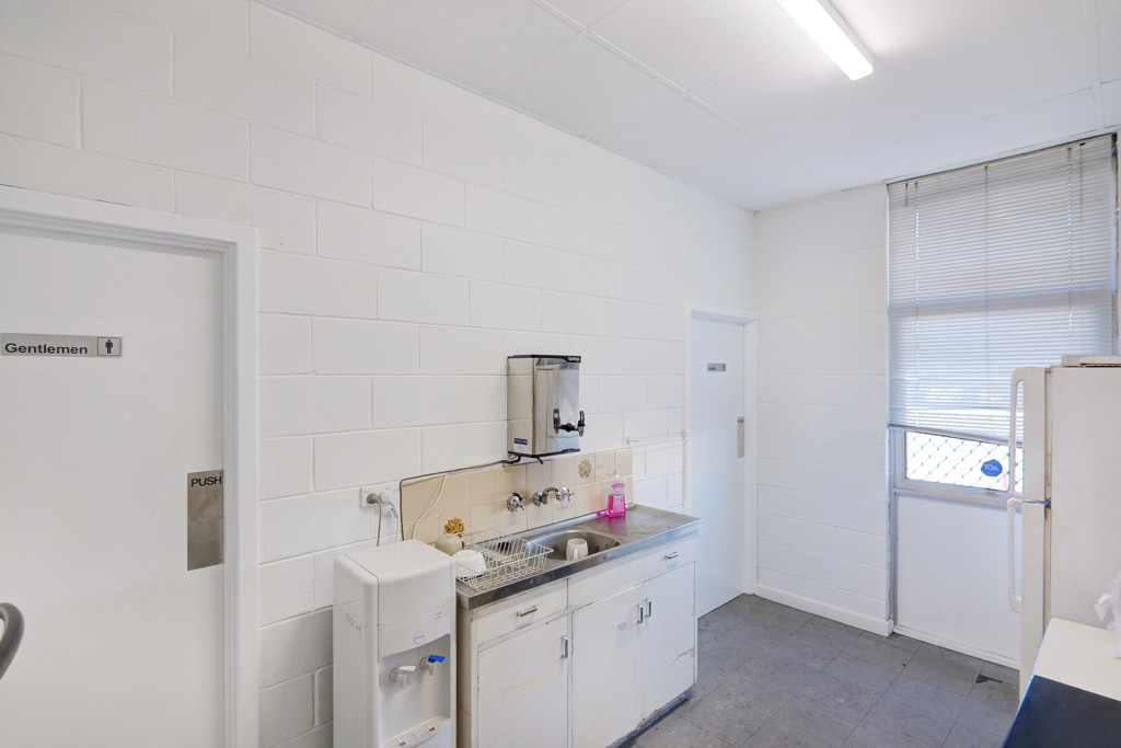 3 Tipping Road, Kewdale WA 6105