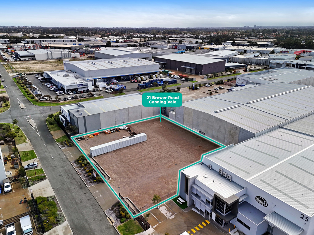 21 Brewer Road, Canning Vale WA 6155