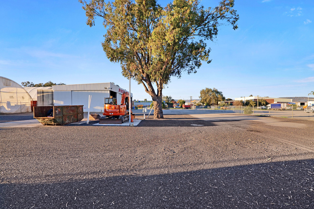 43 Stebbing Road, Maddington WA 6109