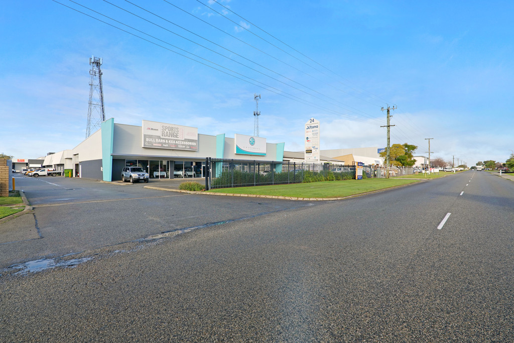 Unit 11, 24 Baile Road, Canning Vale WA 6155