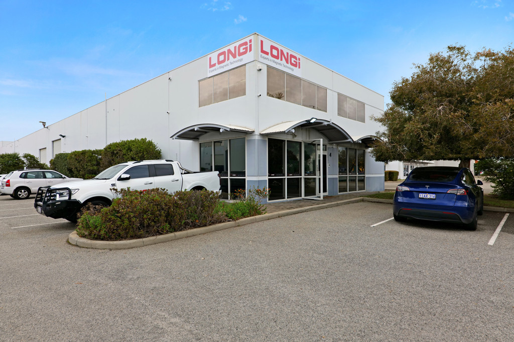 Unit 4/44 Vinnicombe Drive, Canning Vale WA 6155