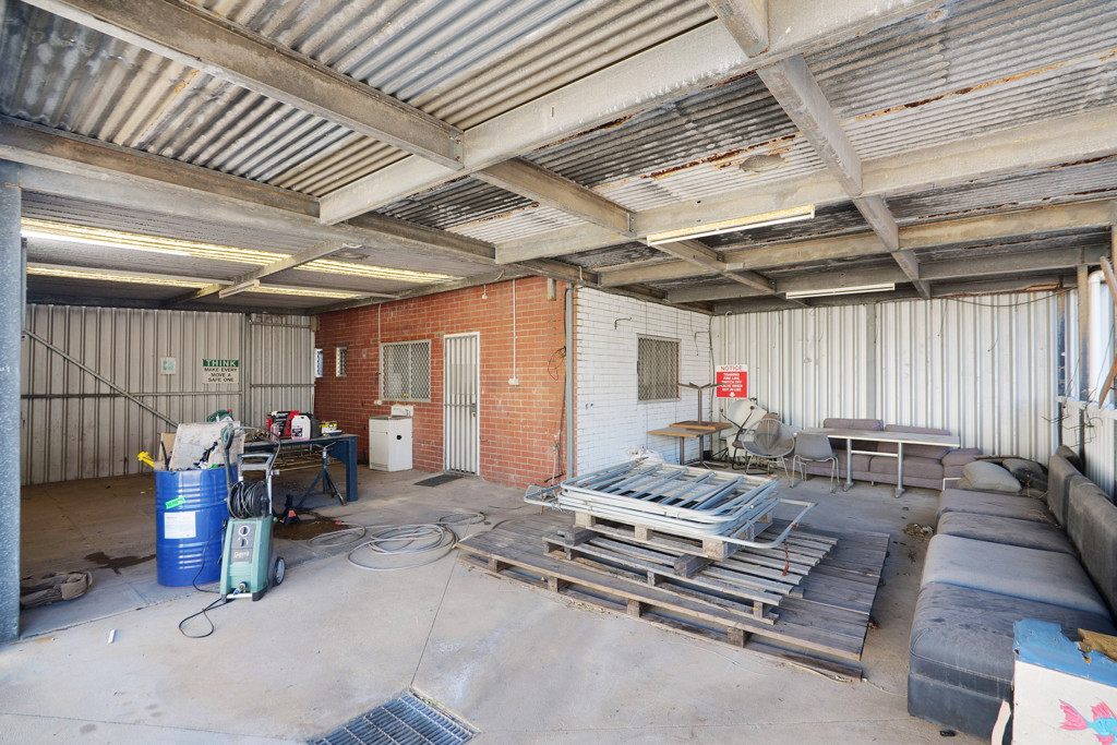 12 Sparks Road, Henderson WA 6166