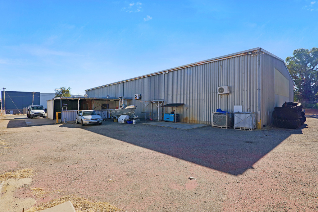 12 Sparks Road, Henderson WA 6166