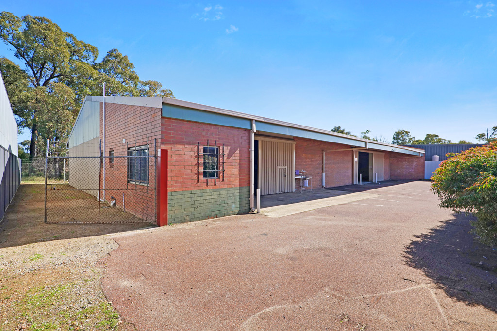 4/31 Laurence Road, Walliston WA 6076