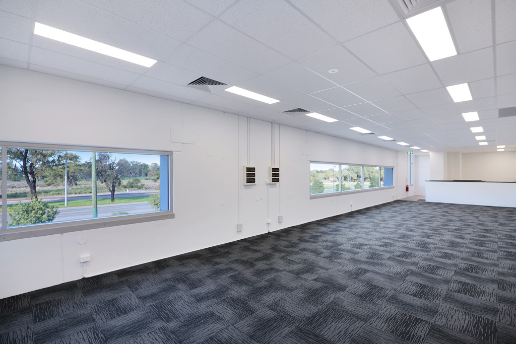 2 Hensbrook Loop, Forrestdale WA 6112