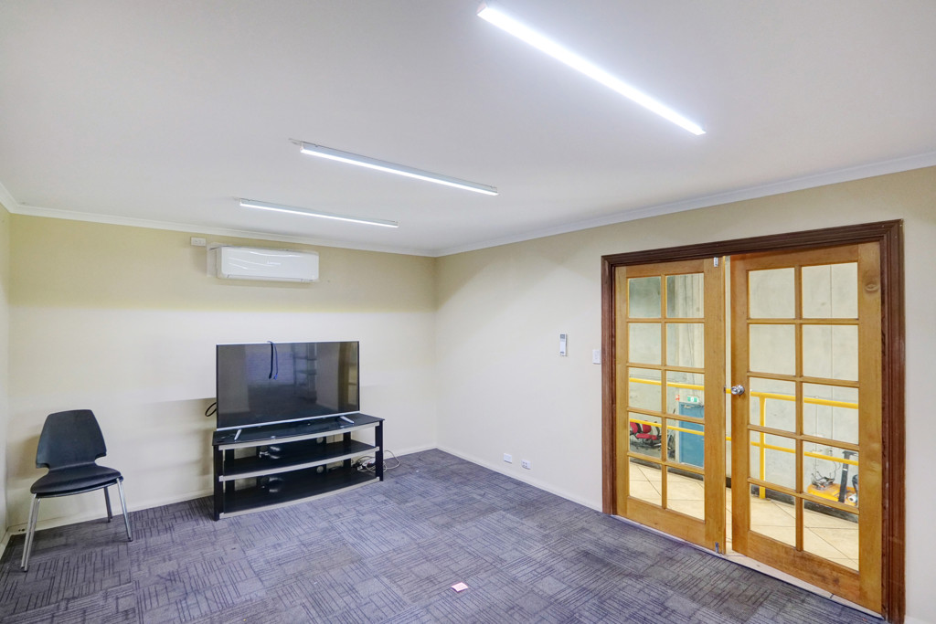 2/50 Tulloch Way, Canning Vale WA 6155