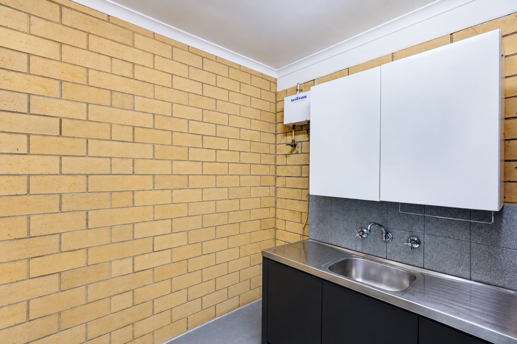 1/236 Star Street, Welshpool WA 6106