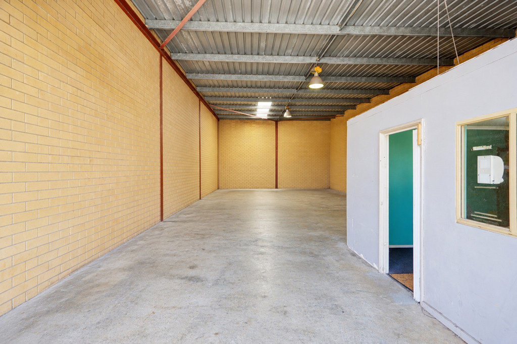 1/236 Star Street, Welshpool WA 6106