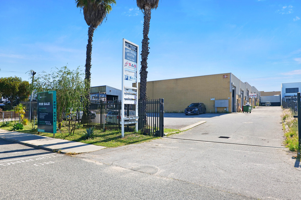 1/236 Star Street, Welshpool WA 6106