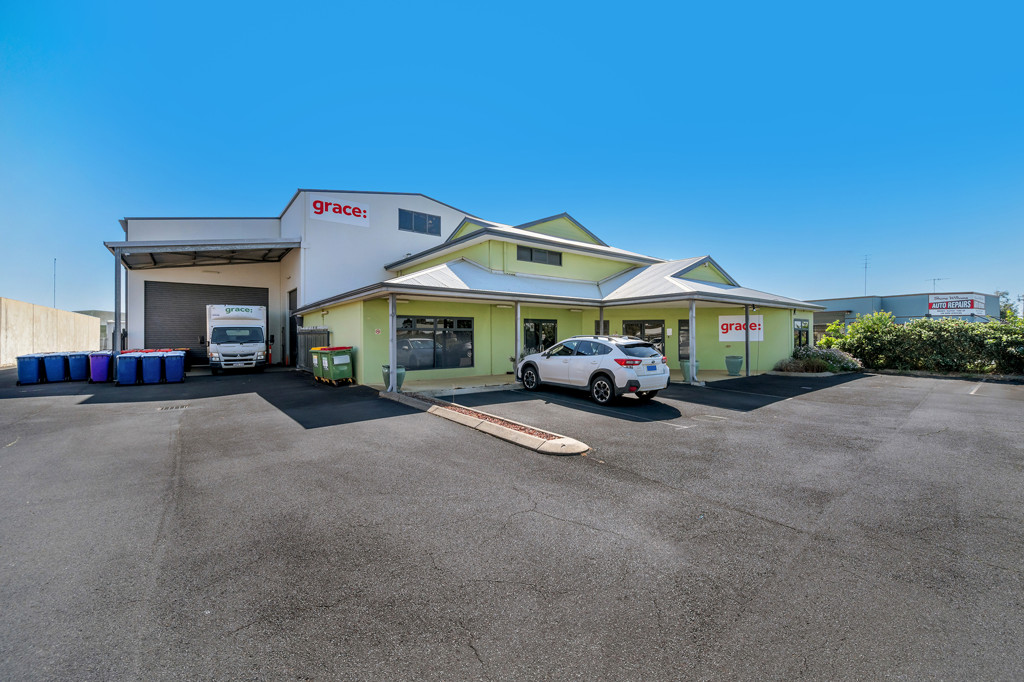 Unit 1/88 King Road, East Bunbury WA 6230