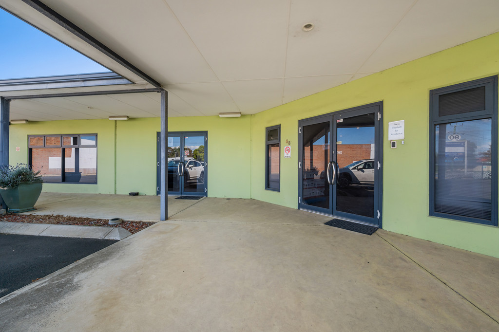 Unit 1/88 King Road, East Bunbury WA 6230
