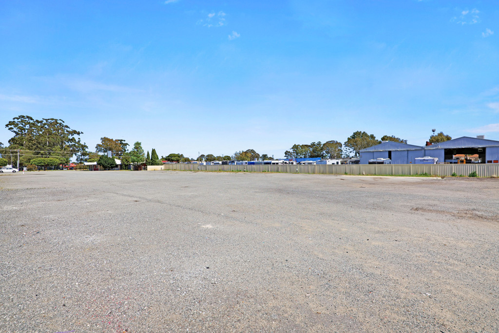 1964 Albany Highway, Maddington WA 6109