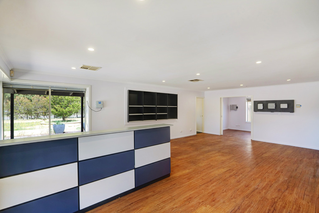 1964 Albany Highway, Maddington WA 6109