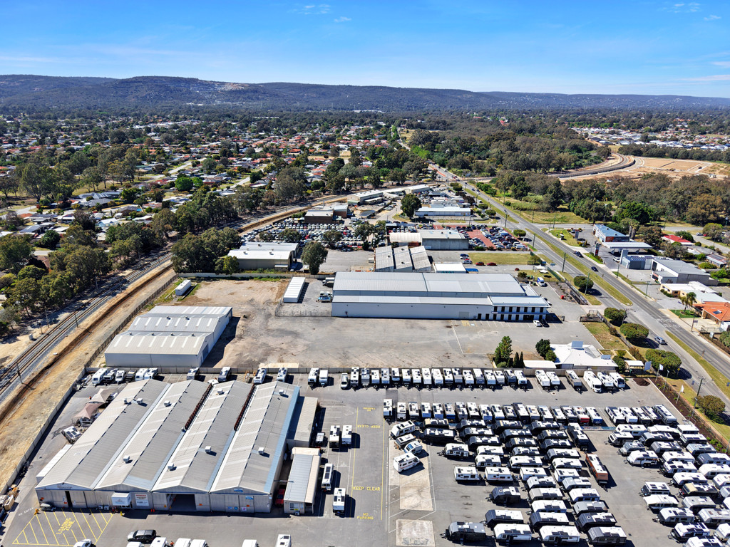 1964 Albany Highway, Maddington WA 6109