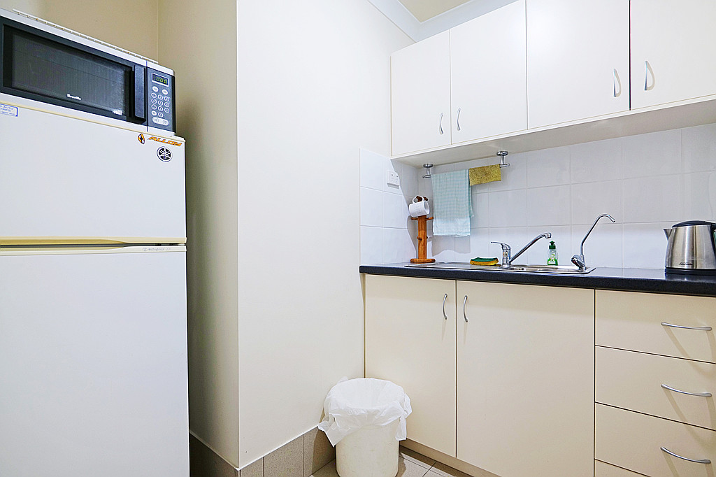 1/21 Mordaunt Circuit, Canning Vale WA 6155
