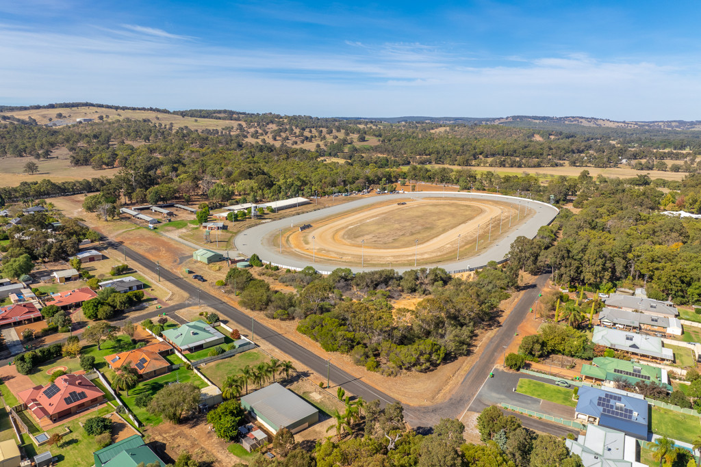18 Peterson Road, Warawarrup WA 6220