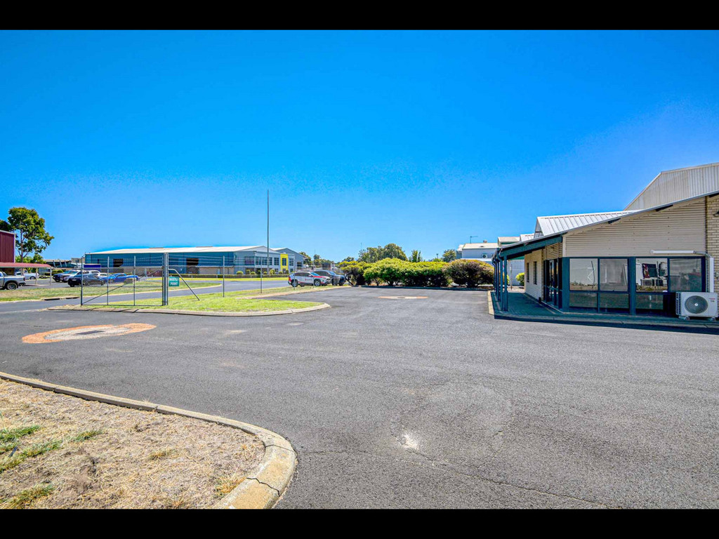 13 Gibbons Road, Davenport WA 6230