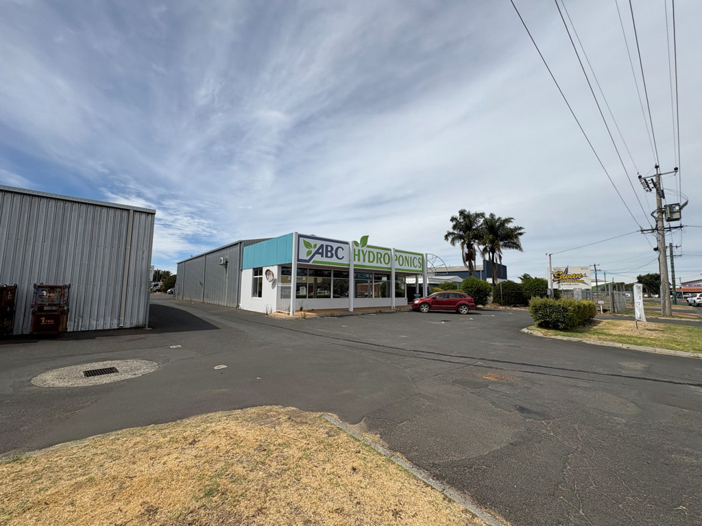 Unit 2/5 Halifax Drive, Davenport WA 6230