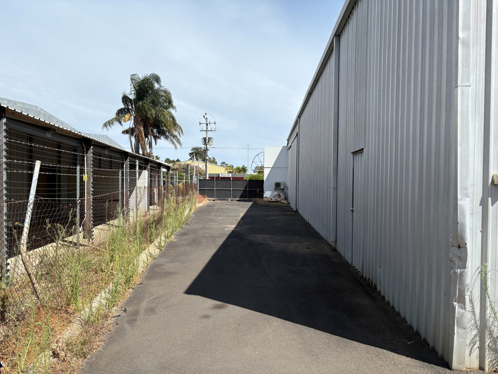 Unit 2/5 Halifax Drive, Davenport WA 6230