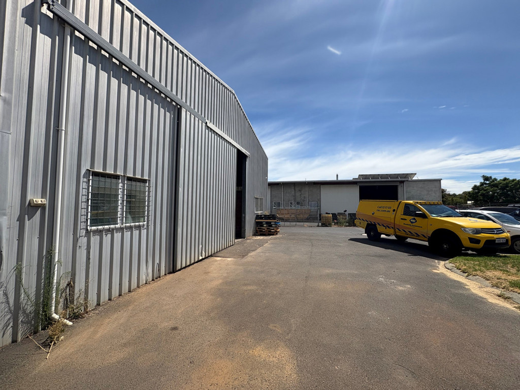 Unit 2/5 Halifax Drive, Davenport WA 6230