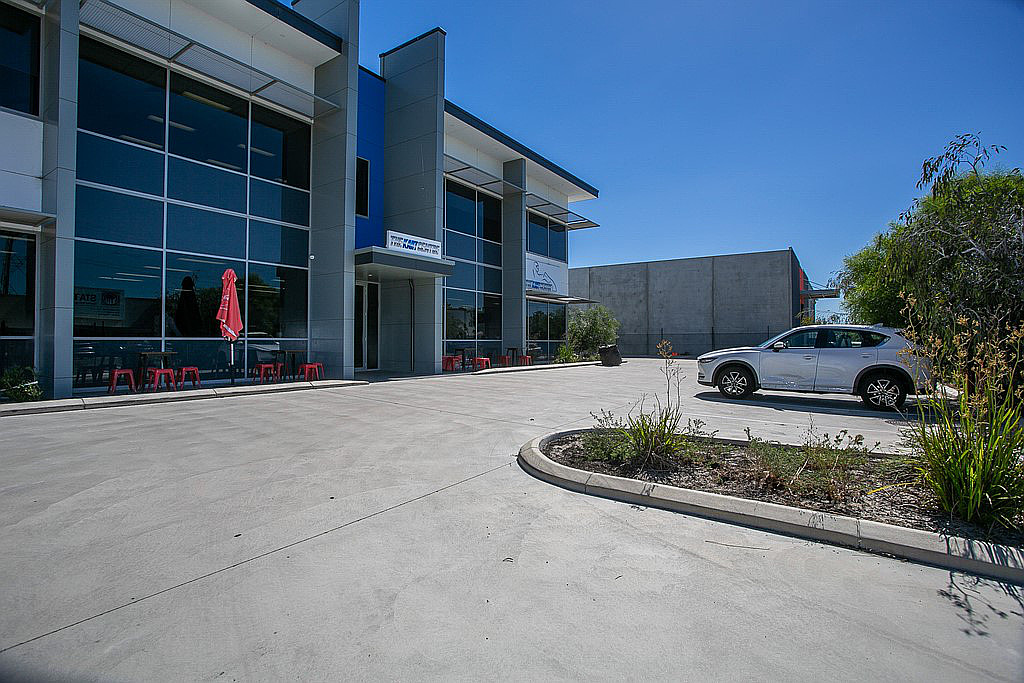 27A Baile Road, Canning Vale WA 6155