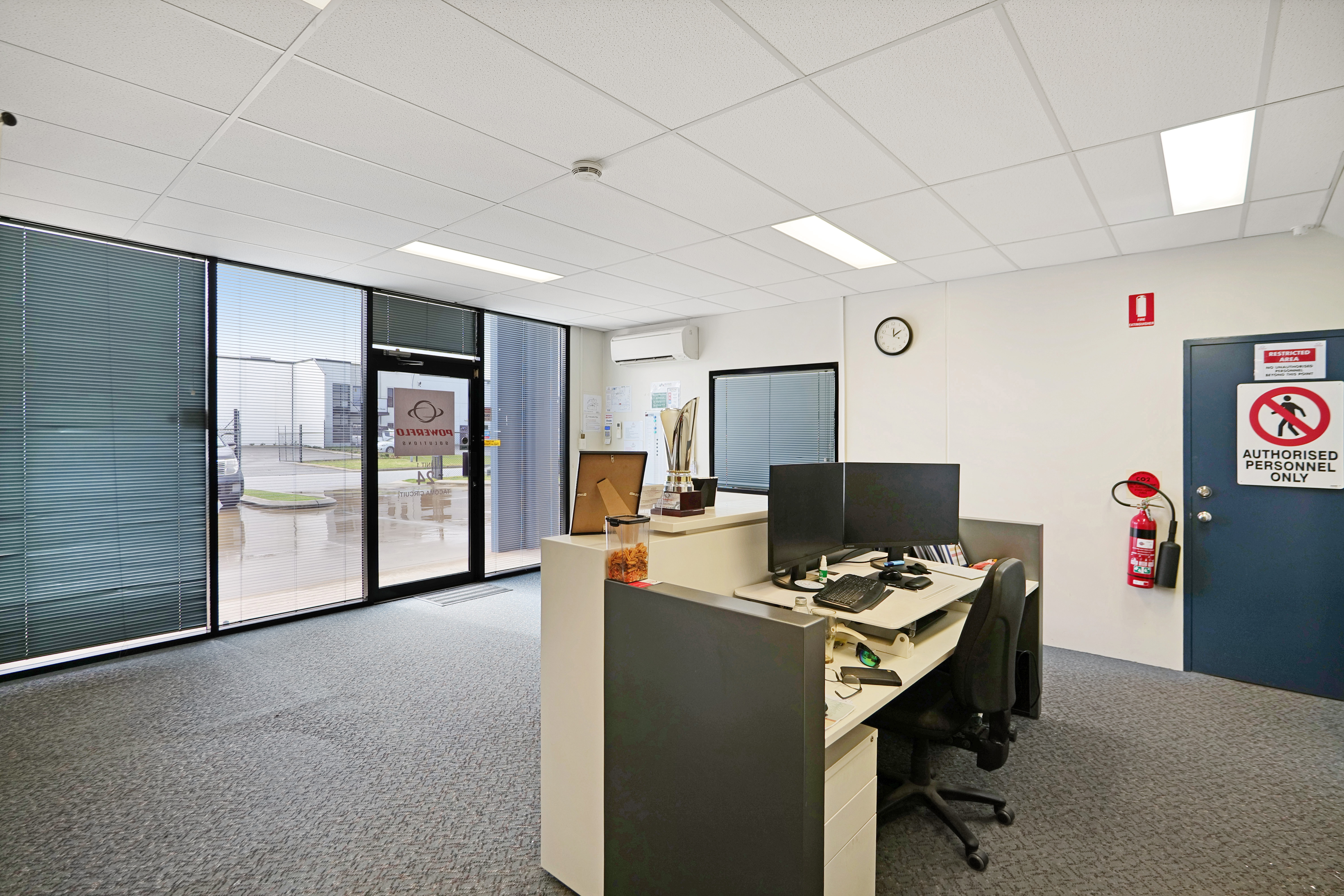 1/24 Tacoma Circuit, Canning Vale WA 6155