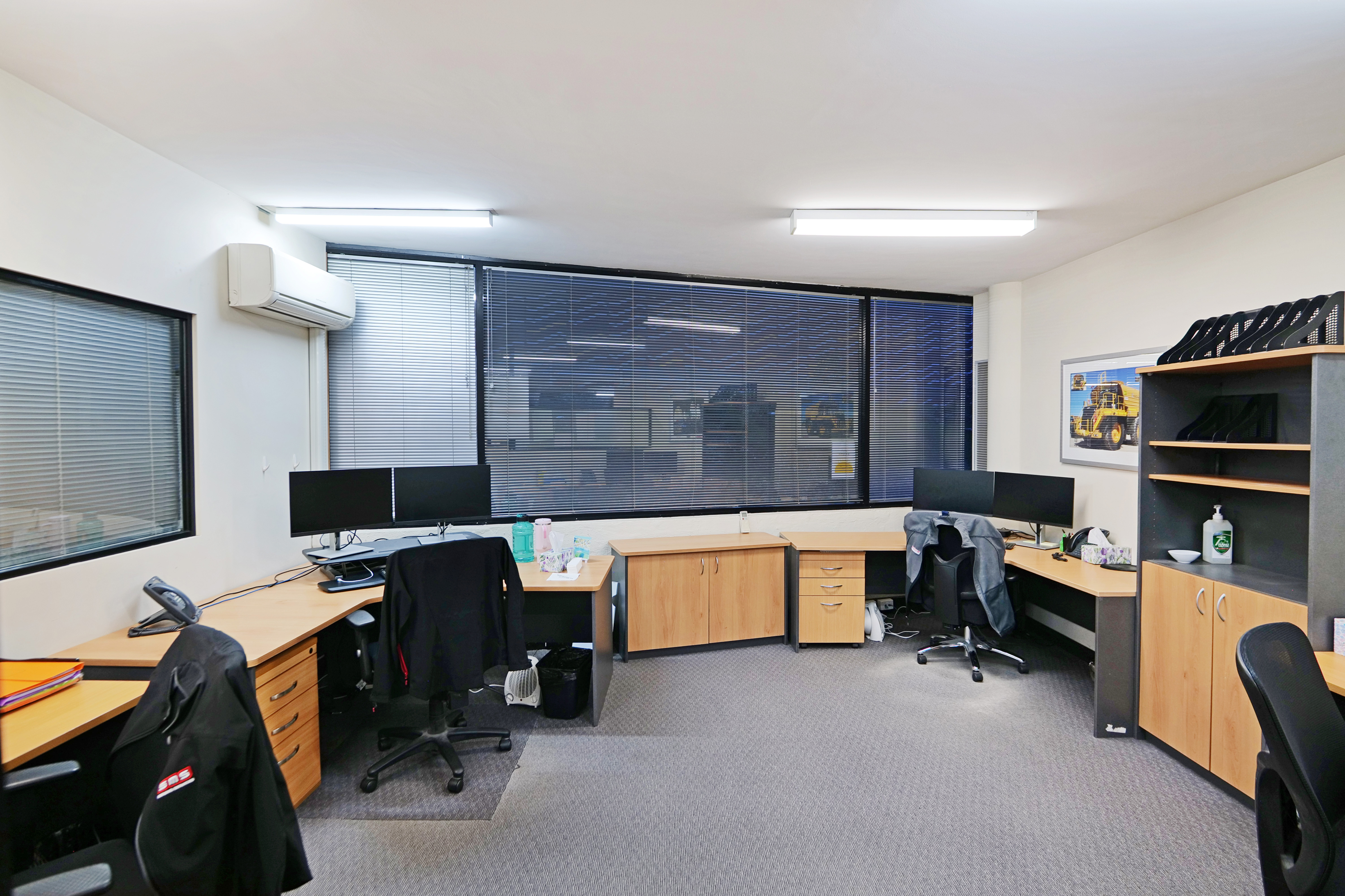 96-98 Ewing Street, Welshpool WA 6106