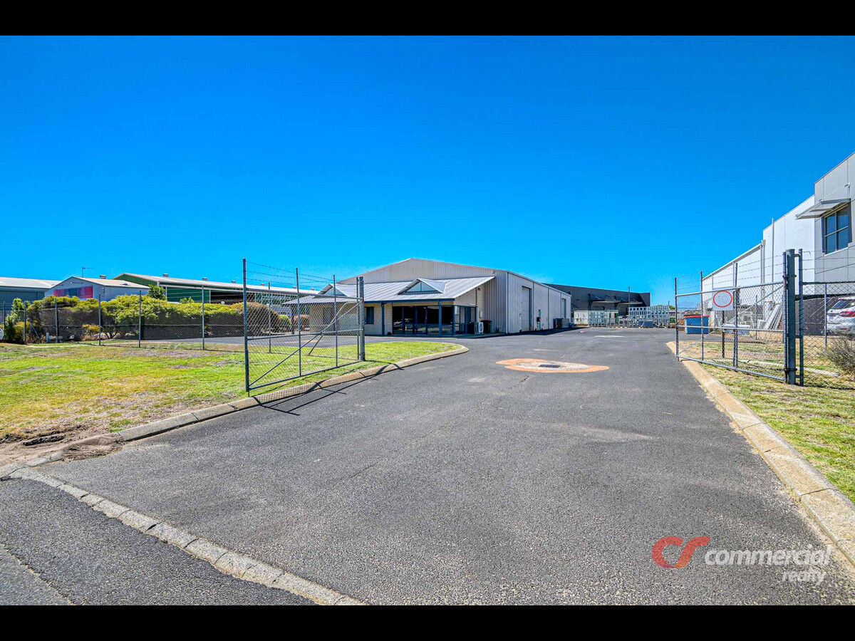 13 Gibbons Road, Davenport WA 6230