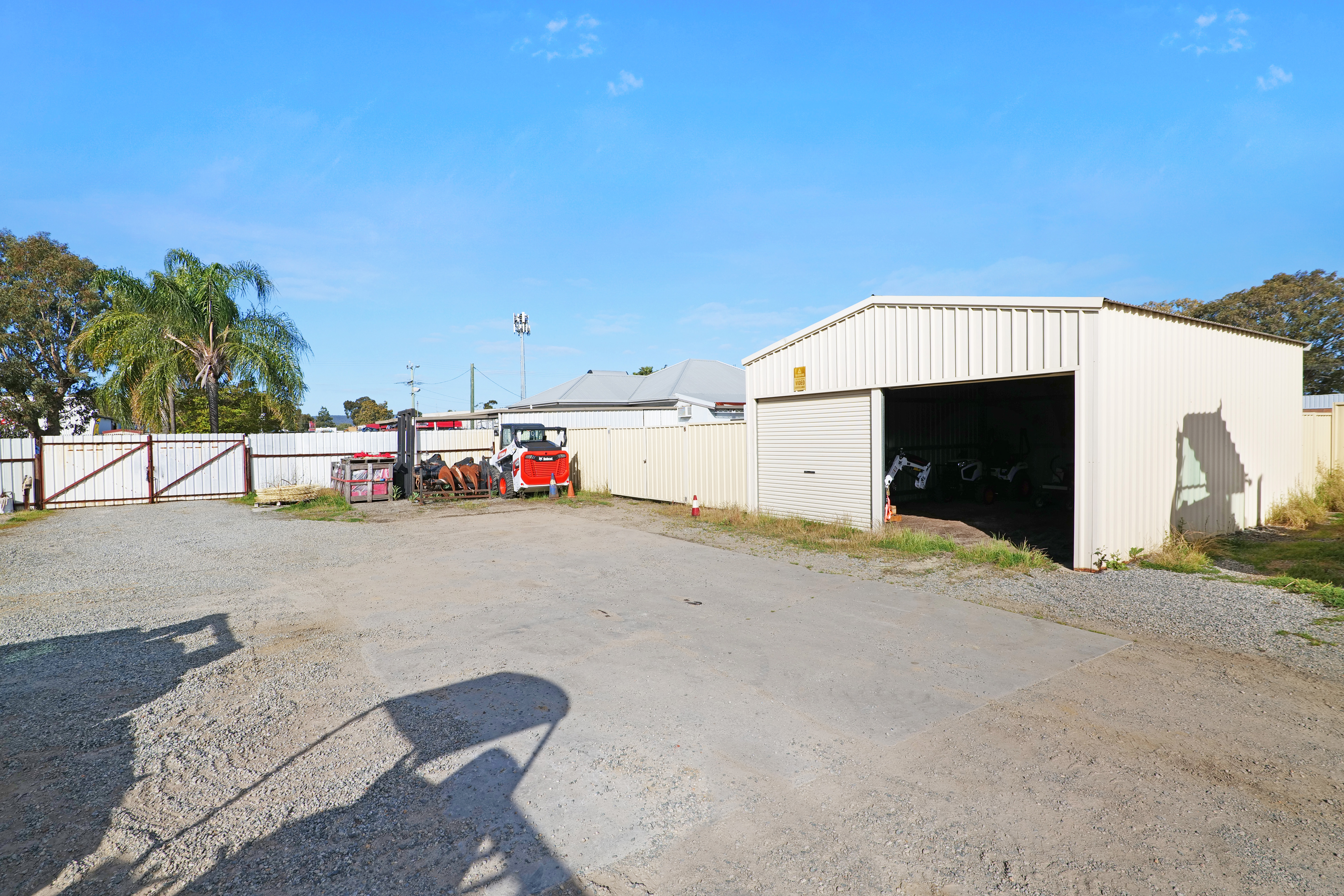 1719 & 1721 Albany Highway, Kenwick WA 6107