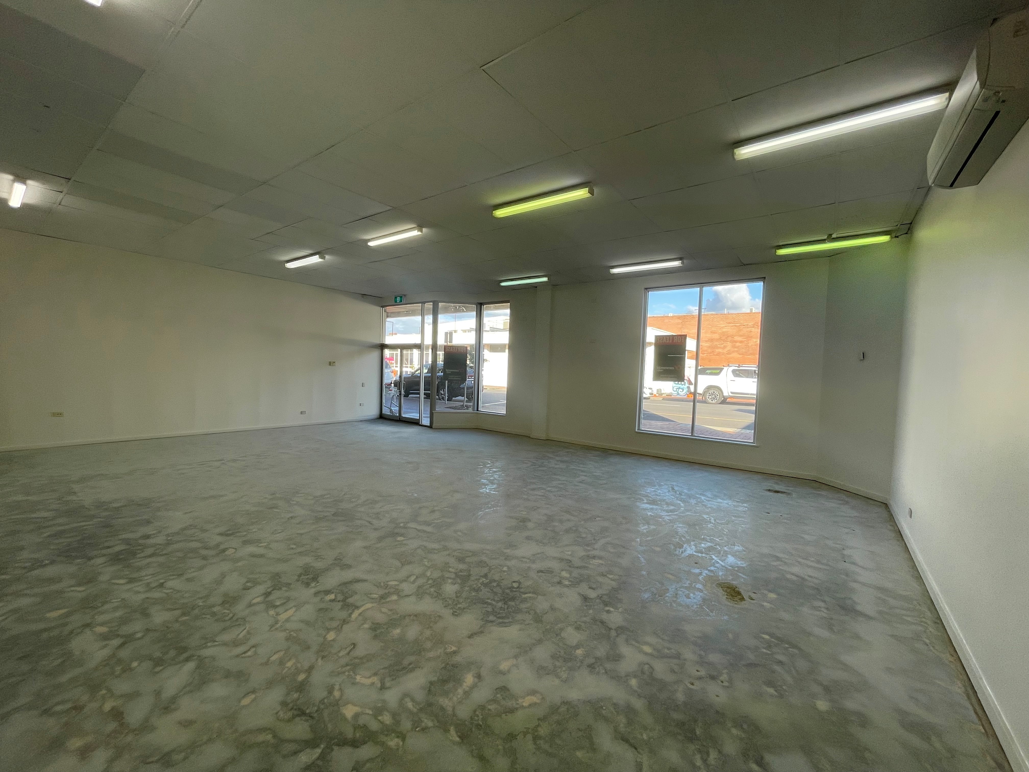 Shop 4/125 Victoria Street, Bunbury WA 6230