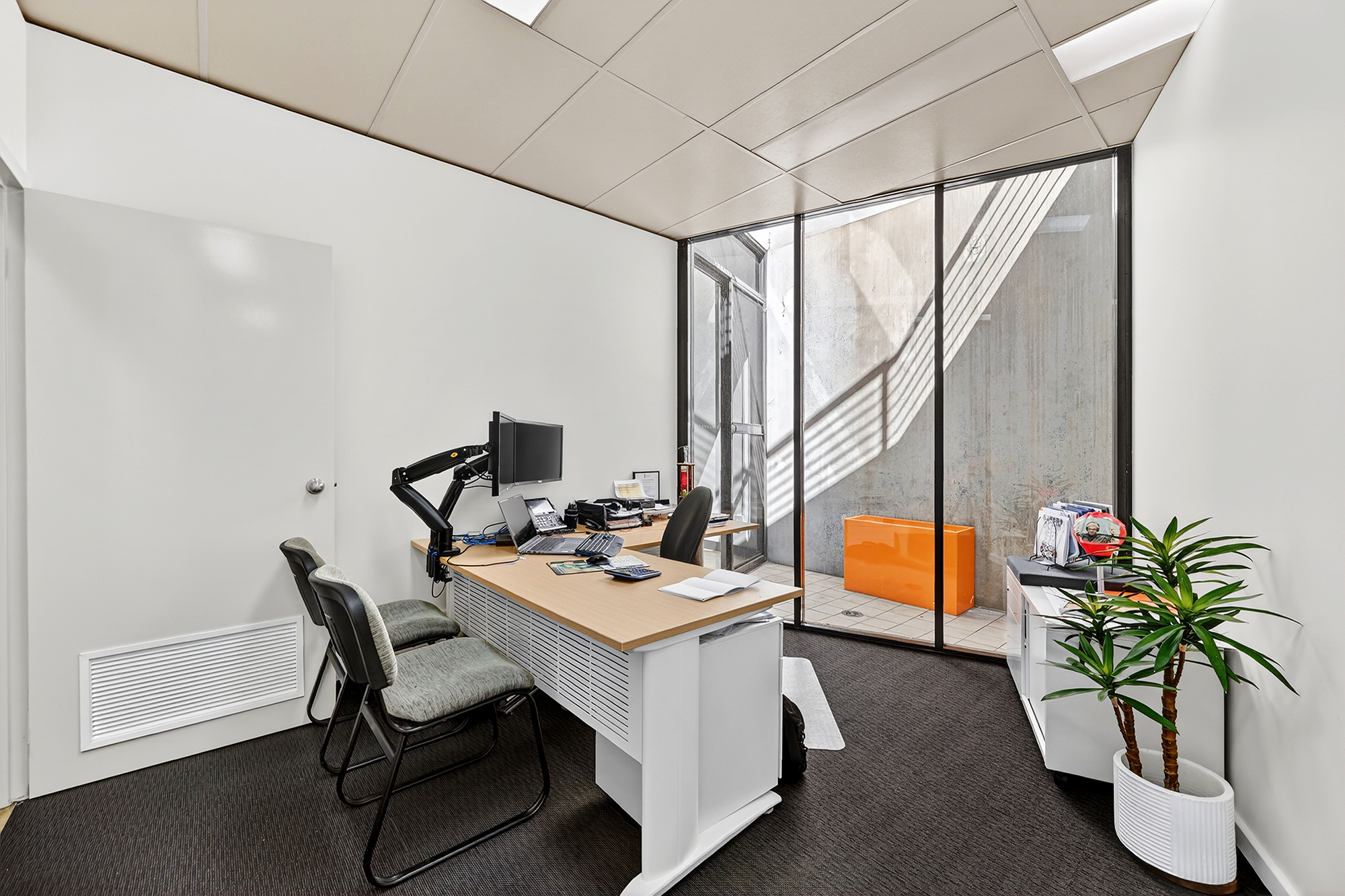 6A & 6B Victoria Street, Bunbury WA 6230