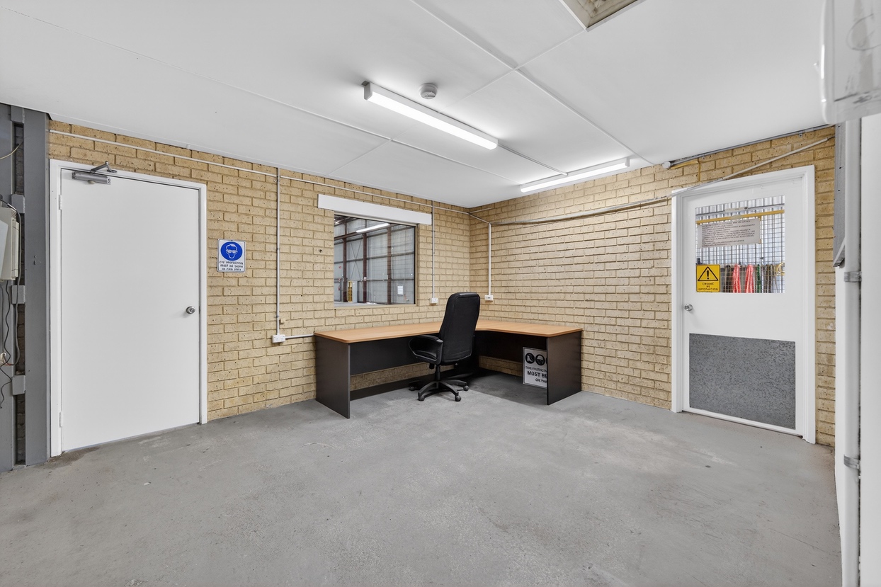 4 Riversdale Road, Welshpool WA 6106