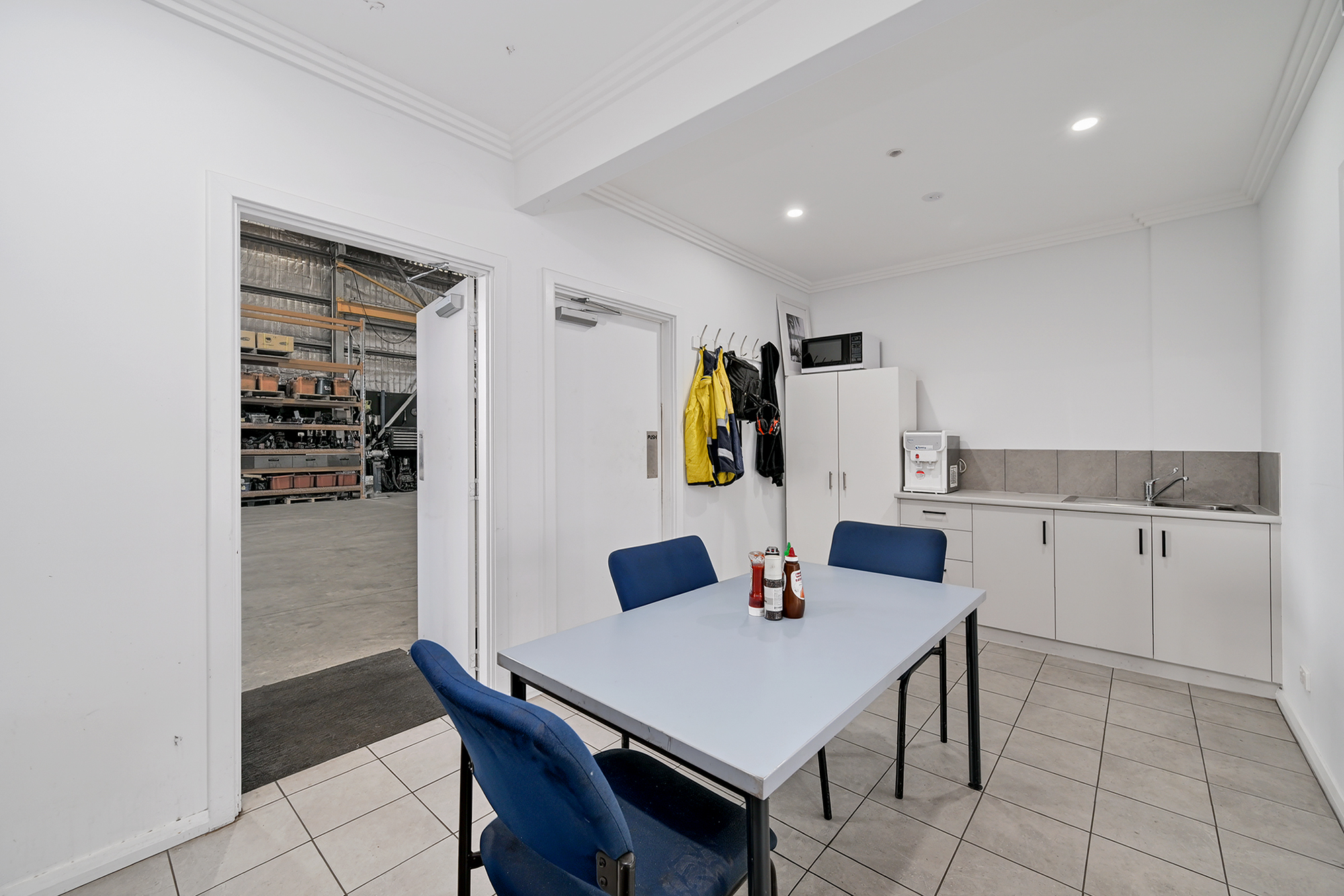 Unit 2/39 Golding Crescent, Picton East WA 6229