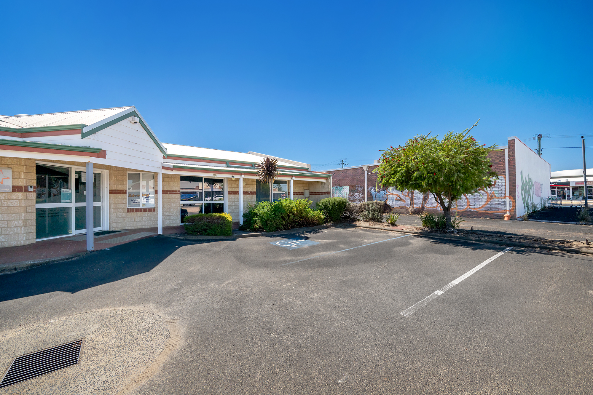 Unit 2/4 Plaza Street, South Bunbury WA 6230