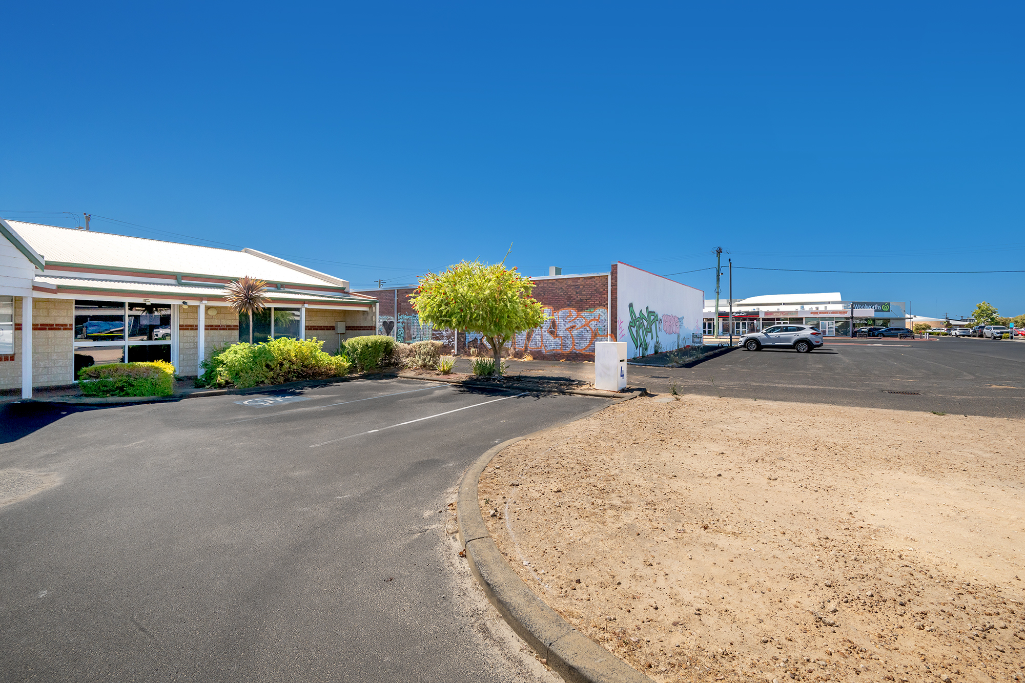 Unit 2/4 Plaza Street, South Bunbury WA 6230