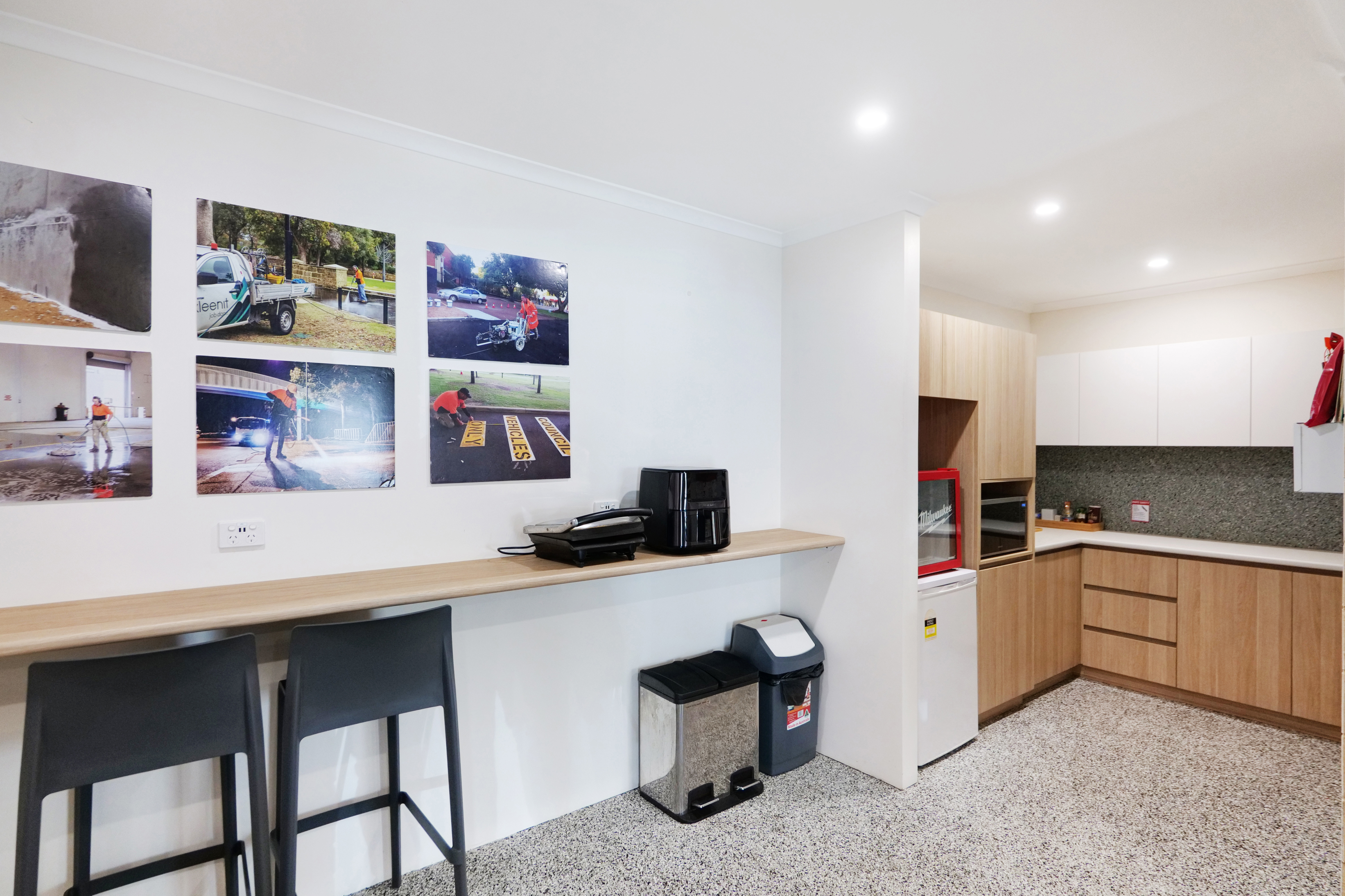 2/267 Camboon Road, Malaga WA 6090