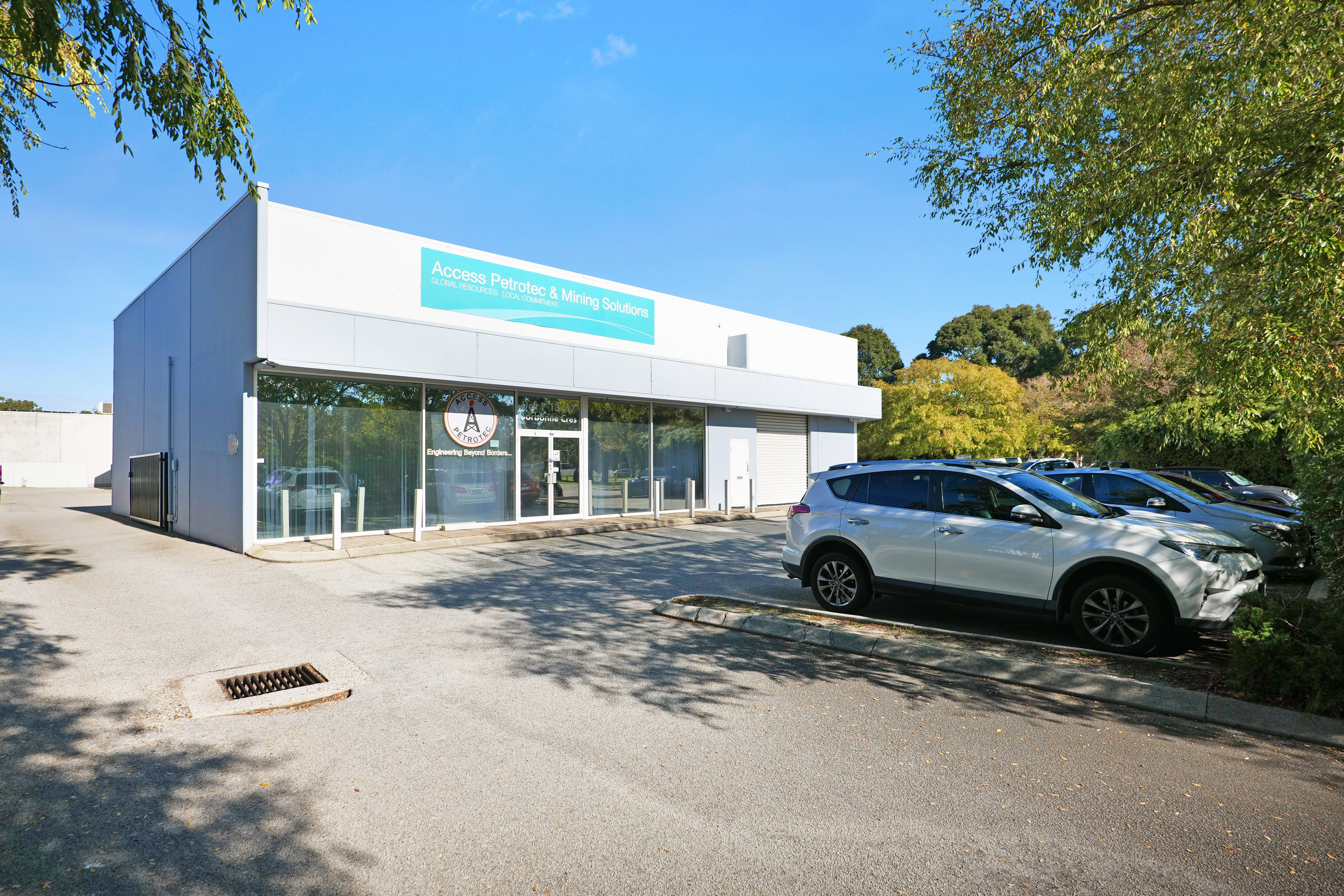 Unit 1/13-17 Sorbonne Crescent, Canning Vale WA 6155