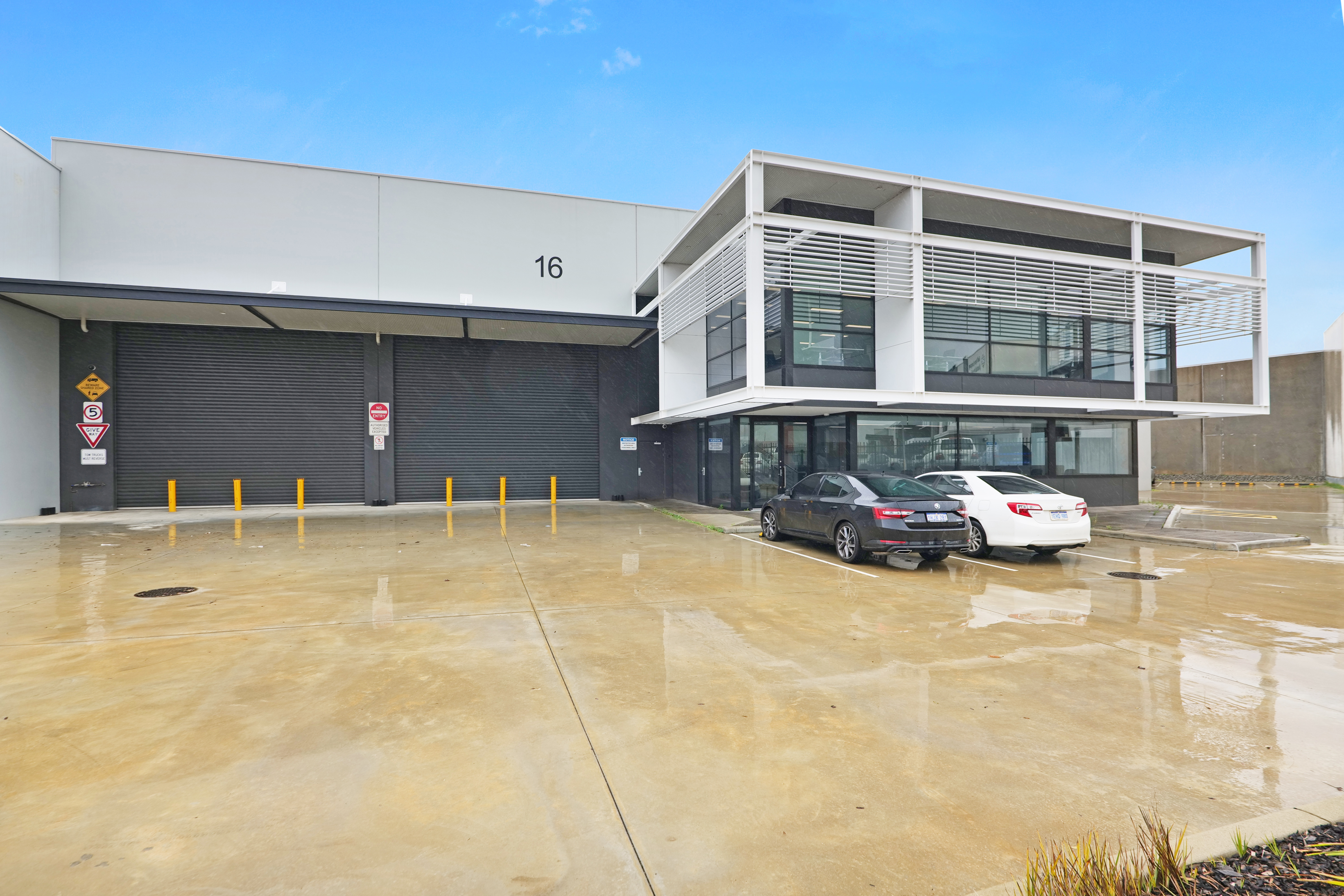 16 Production Road, Canning Vale WA 6155