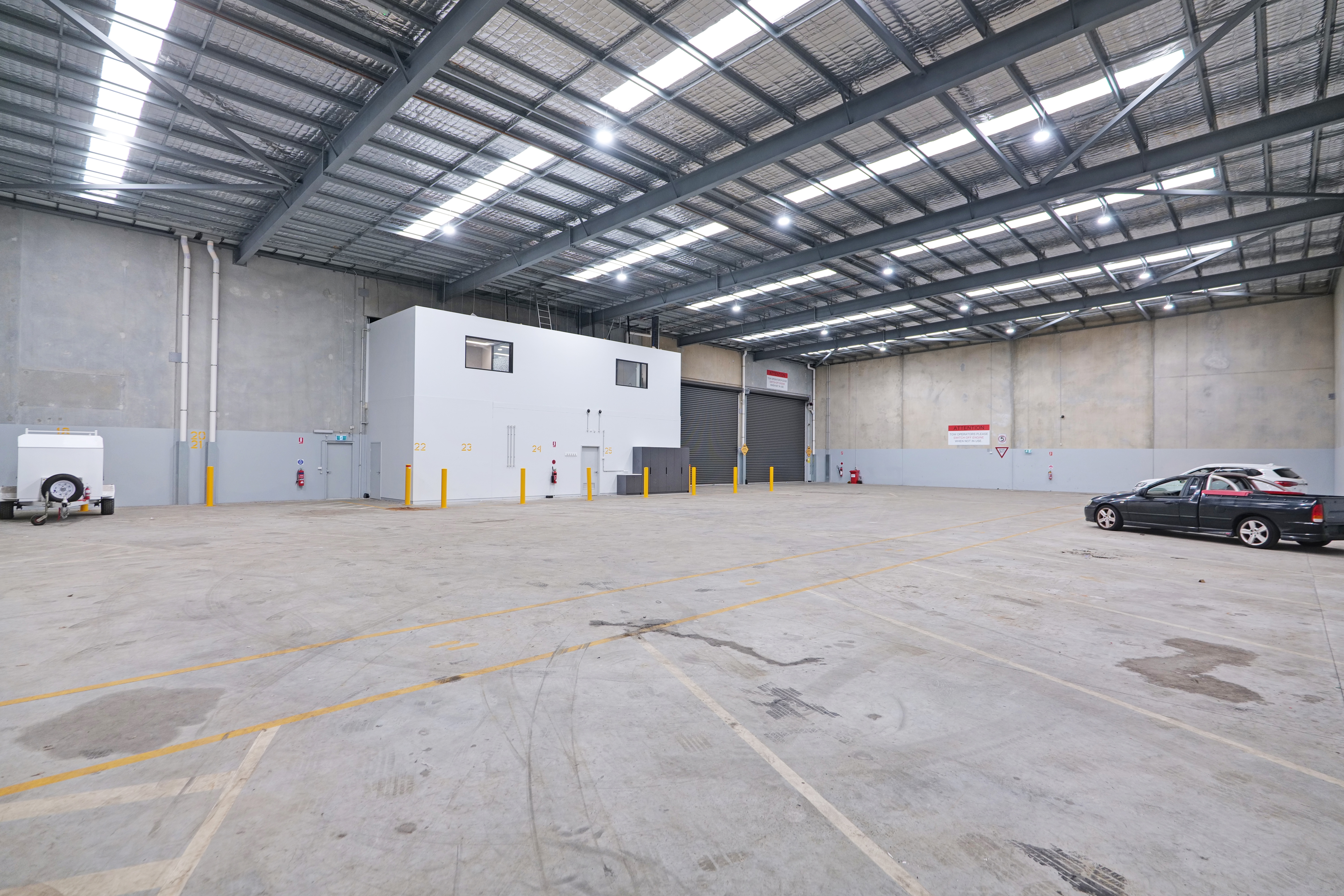 16 Production Road, Canning Vale WA 6155