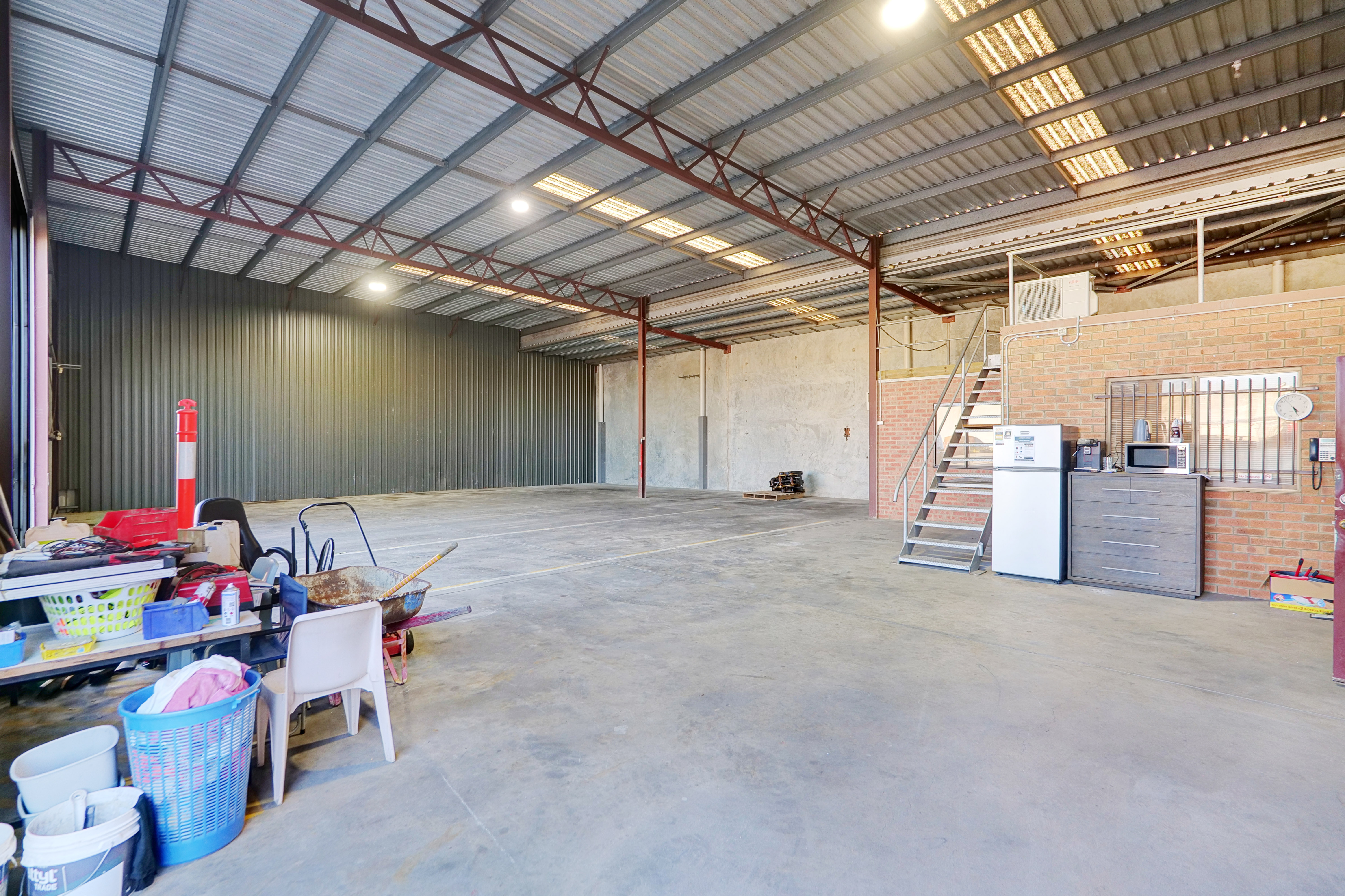 43 Stebbing Road, Maddington WA 6109