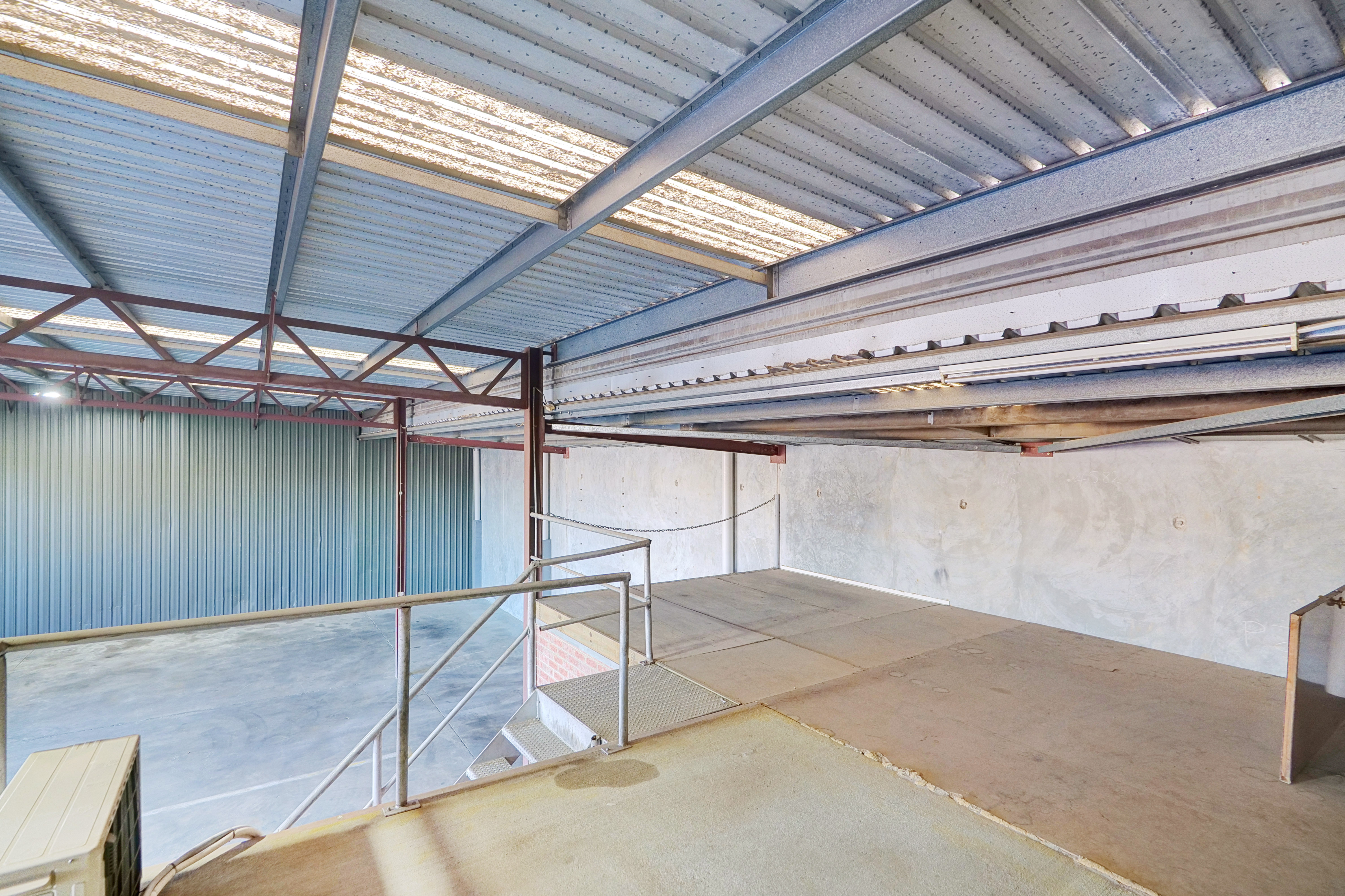 43 Stebbing Road, Maddington WA 6109