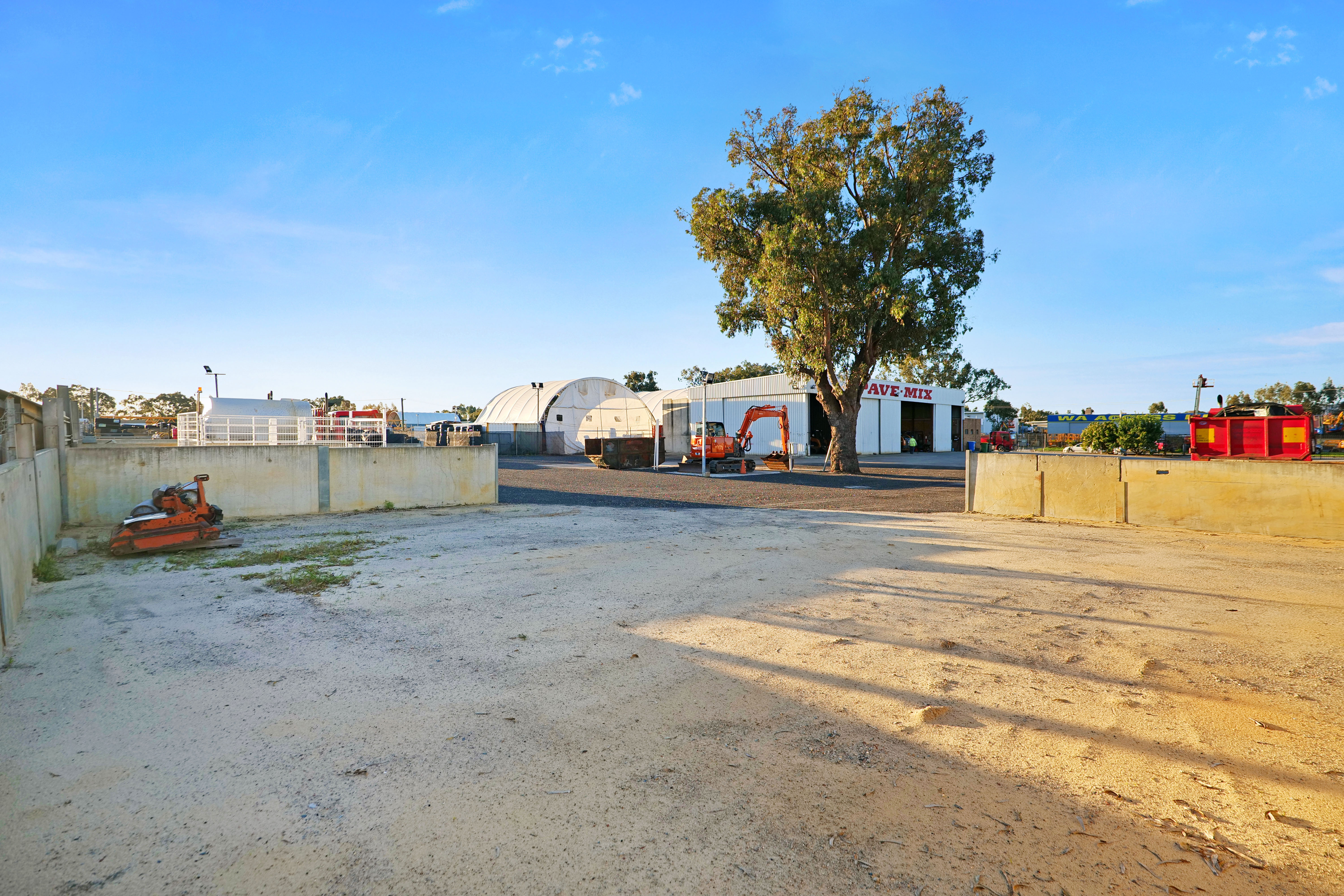 43 Stebbing Road, Maddington WA 6109