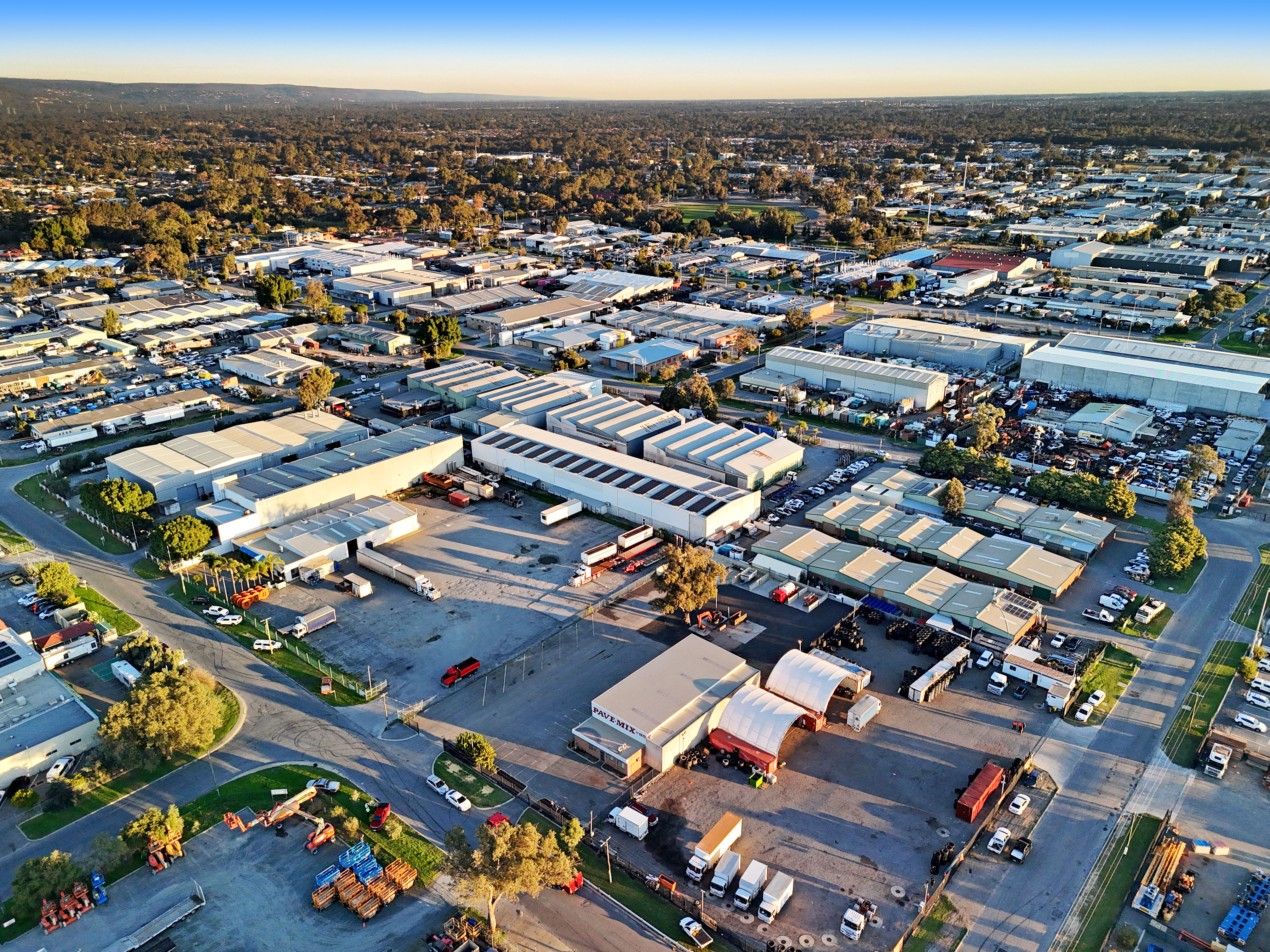43 Stebbing Road, Maddington WA 6109