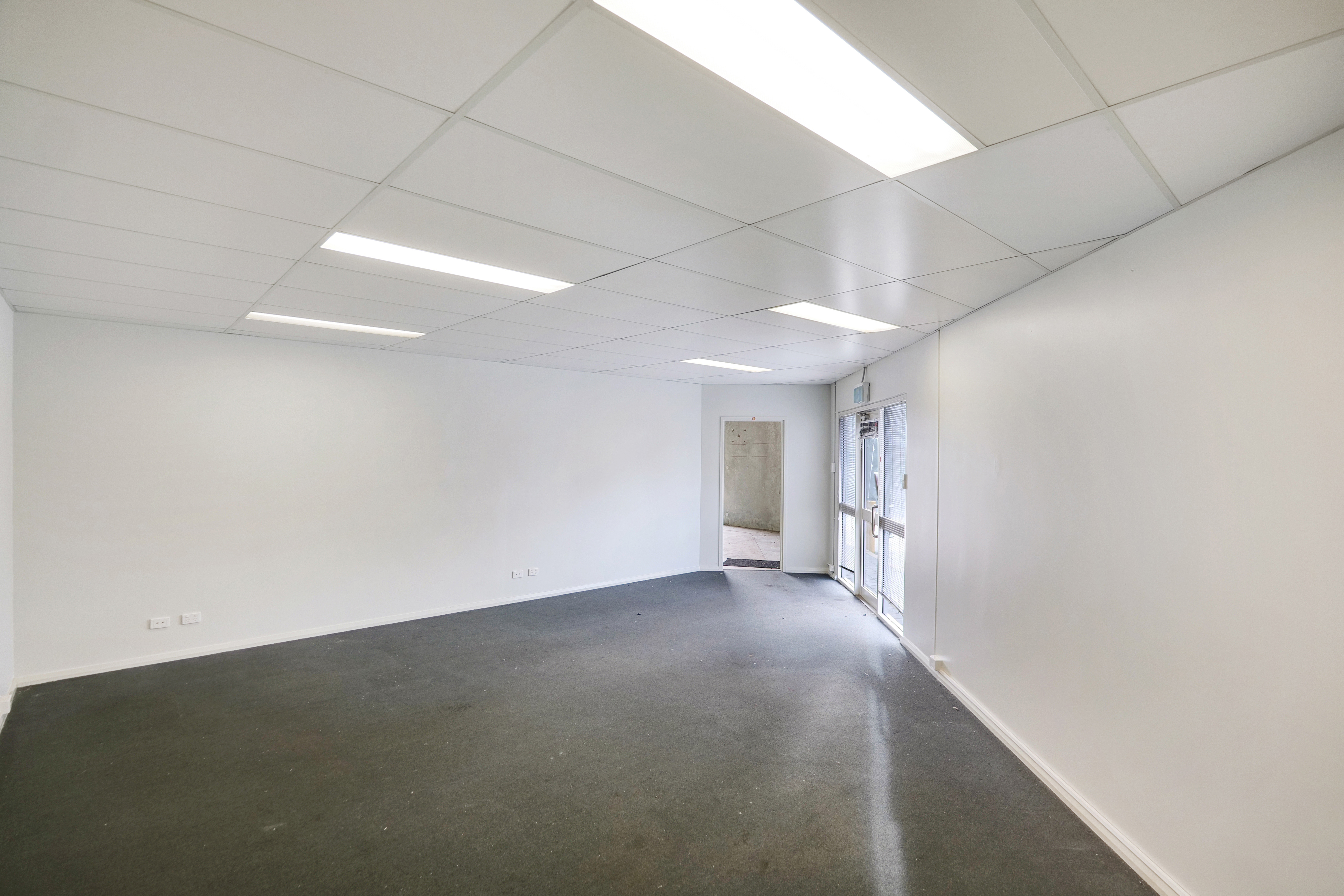Unit 11, 24 Baile Road, Canning Vale WA 6155